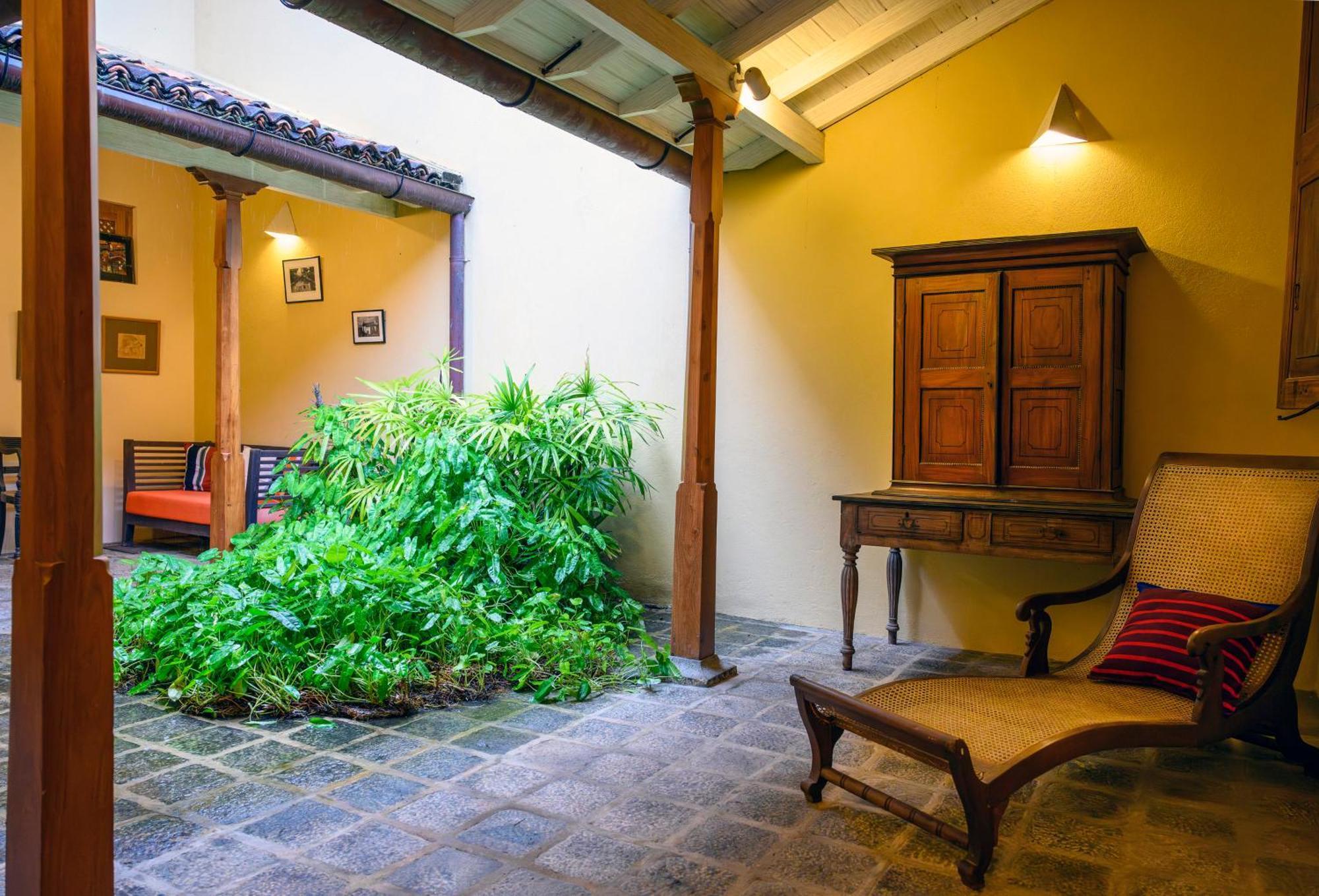 50 Church Street - Galle Fort Екстериор снимка